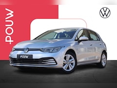 Volkswagen Golf - 1.0 eTSI 110pk DSG Life | Navigatie | Camera | PDC | Carplay
