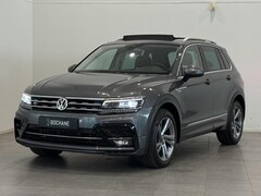 Volkswagen Tiguan - 2.0 TSI 4Motion Highline | Panoramadak | Trekhaak | Head-up-display | Elektrische achterkl