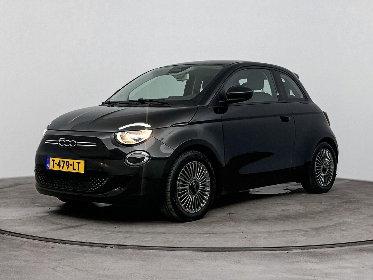 Fiat 500 - ICON 42 kWh | SUPERDEAL! | SoH 94,4%! | TREKHAAK voor FIETSENDRAGER | CLIMA | CRUISE | CAM - AutoWereld.nl