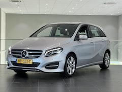 Mercedes-Benz B-klasse - 180 Ambition | Trekhaak | Navi | Led Koplampen | Parkeersensoren |