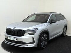Skoda Kodiaq - 1.5 TSI PHEV Sportline Business | Panoramadak | Trekhaak | 360 camera | Adaptieve demping