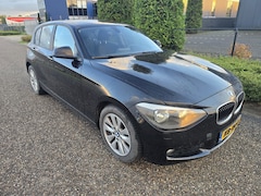 BMW 1-serie - 118D 5-Deurs/2e Eig/Airco/Groot scherm/LM Velgen