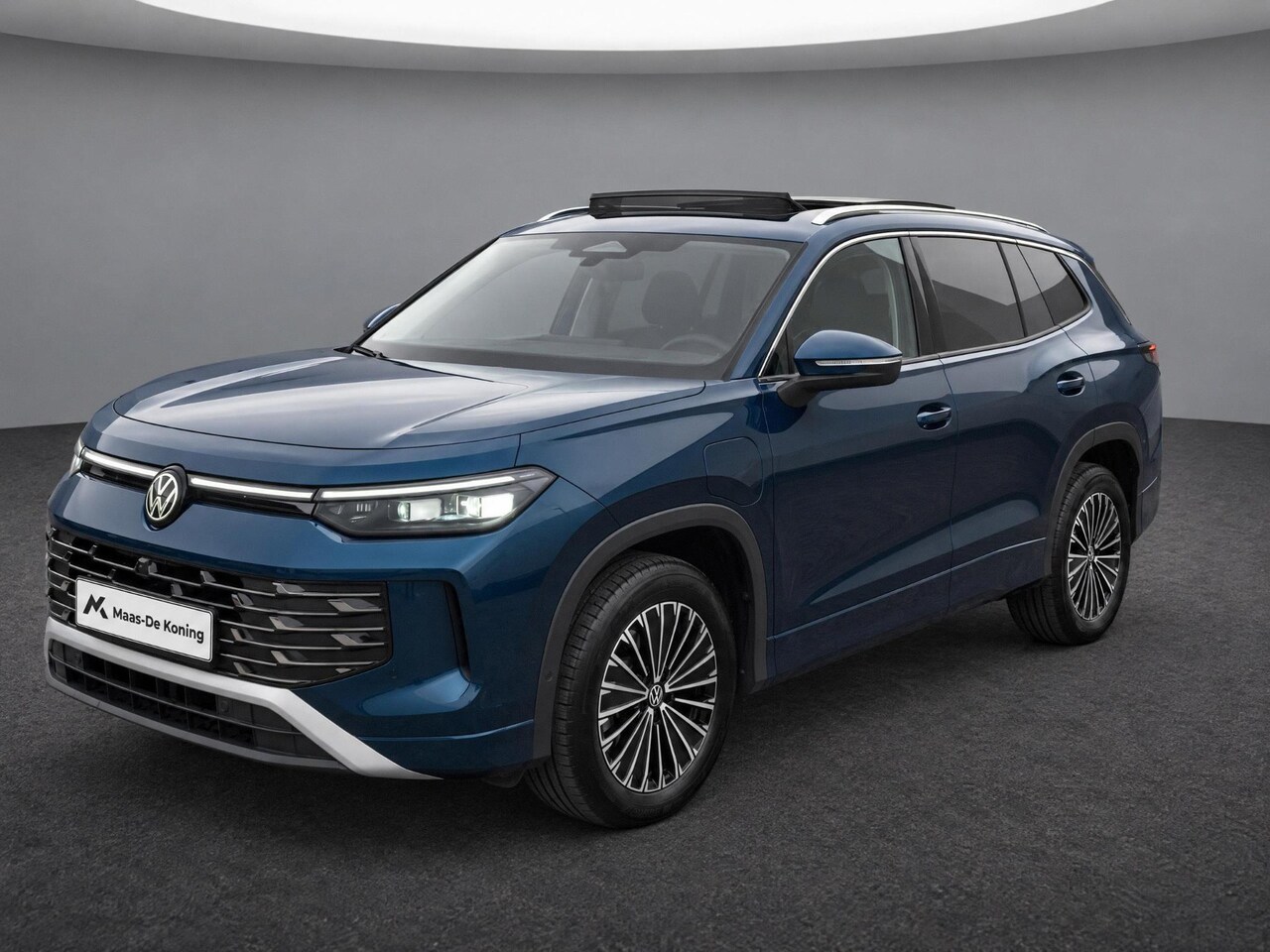 Volkswagen Tayron - 1.5eHybrid 150kW/204PK Life Edition · Panoramadak · Harman/Kardon sound · 360°Camera · Gar - AutoWereld.nl