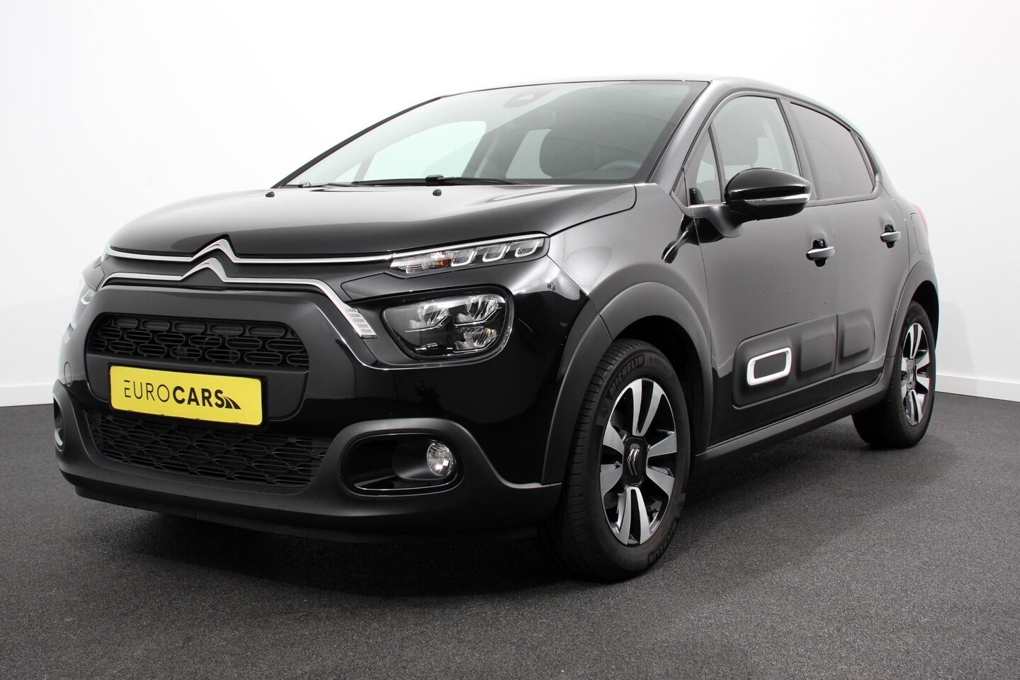 Citroën C3 - 1.2 PureTech 83 pk Navigatie Apple Carplay/Android Auto Parkeersensor achter Camera Stoelv - AutoWereld.nl