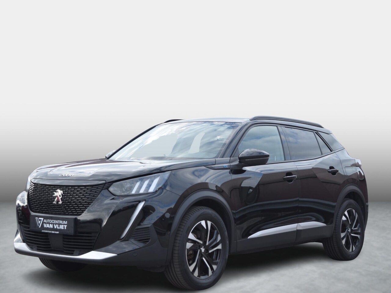 Peugeot e-2008 - EV GT 50 kWh Apple Carplay/Android Auto l keyless entry l cruise control adaptief l Stoelv - AutoWereld.nl