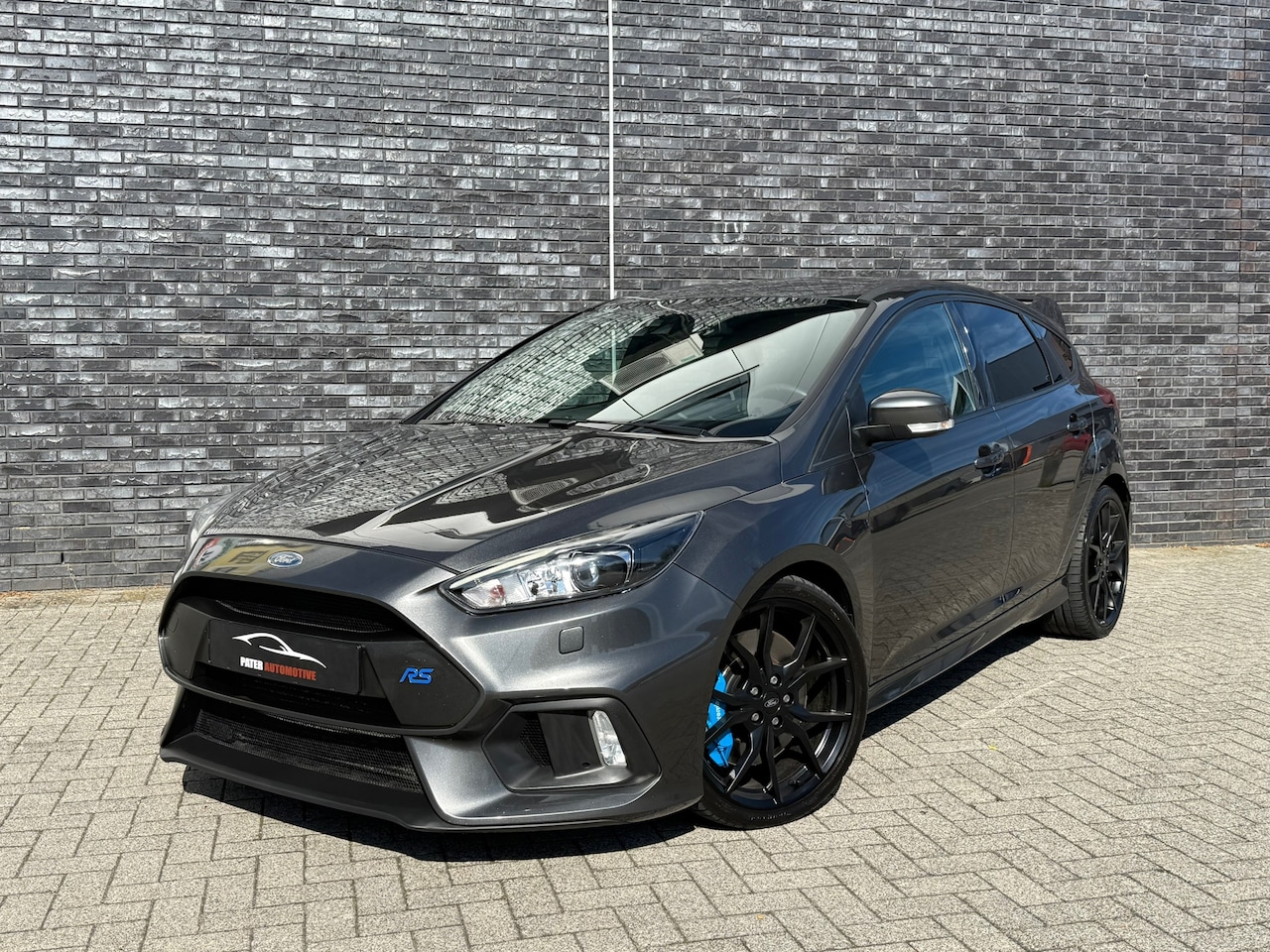 Ford Focus - 2.3 RS 350pk|Schaalstoel|Camera|Carplay|Sony|Cruise|Brembo - AutoWereld.nl