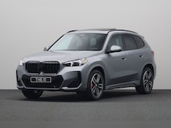 BMW X1 - xDrive25e M Sport Pro | Trekhaak | Panoramadak |