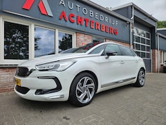 DS 5 - 5 1.6 THP Business Executive Automaat Trekhaak Mooie/Nette Auto Panoramadak Camera