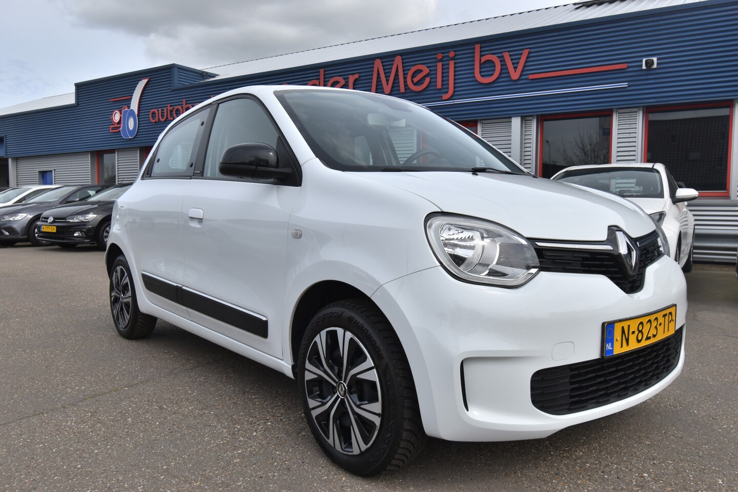 Renault Twingo - 1.0 SCe Limited 1.0 SCe Limited , AIRCO , EL VOOR , CV AFST , A KLEP SPOILER , - AutoWereld.nl
