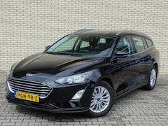 Ford Focus Wagon - 1.0 EcoBoost Hybrid Titanium X Business | Blis | Keyless | Winterpack | Camera | Pdc |