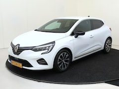 Renault Clio - 1.0 TCe 90 Techno | 360 Camera | 9'3 inch navigatiescherm | 16" Noir velgen |