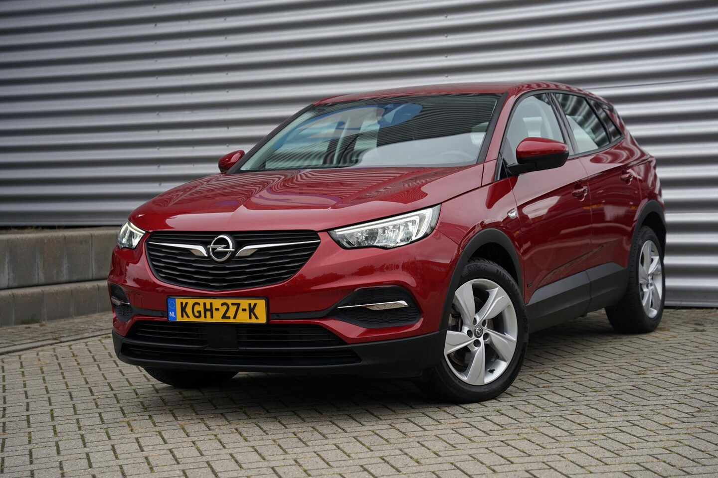Opel Grandland - 1.6T Hybrid 229PK Bsn Ed. Aut. Cruise Carplay Navi - AutoWereld.nl