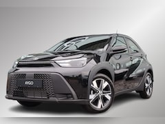 Toyota Aygo X - Hybrid 115 play Go Pack, LM velgen Nieuw en direct leverbaar met € 1.750, - Inruilvoordeel