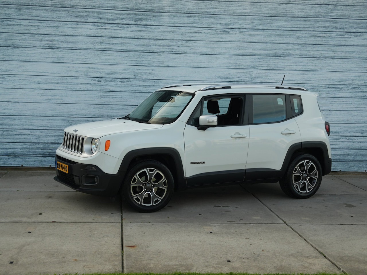 Jeep Renegade - 1.4 MultiAir Limited Cruise Navi Camera Xenon - AutoWereld.nl
