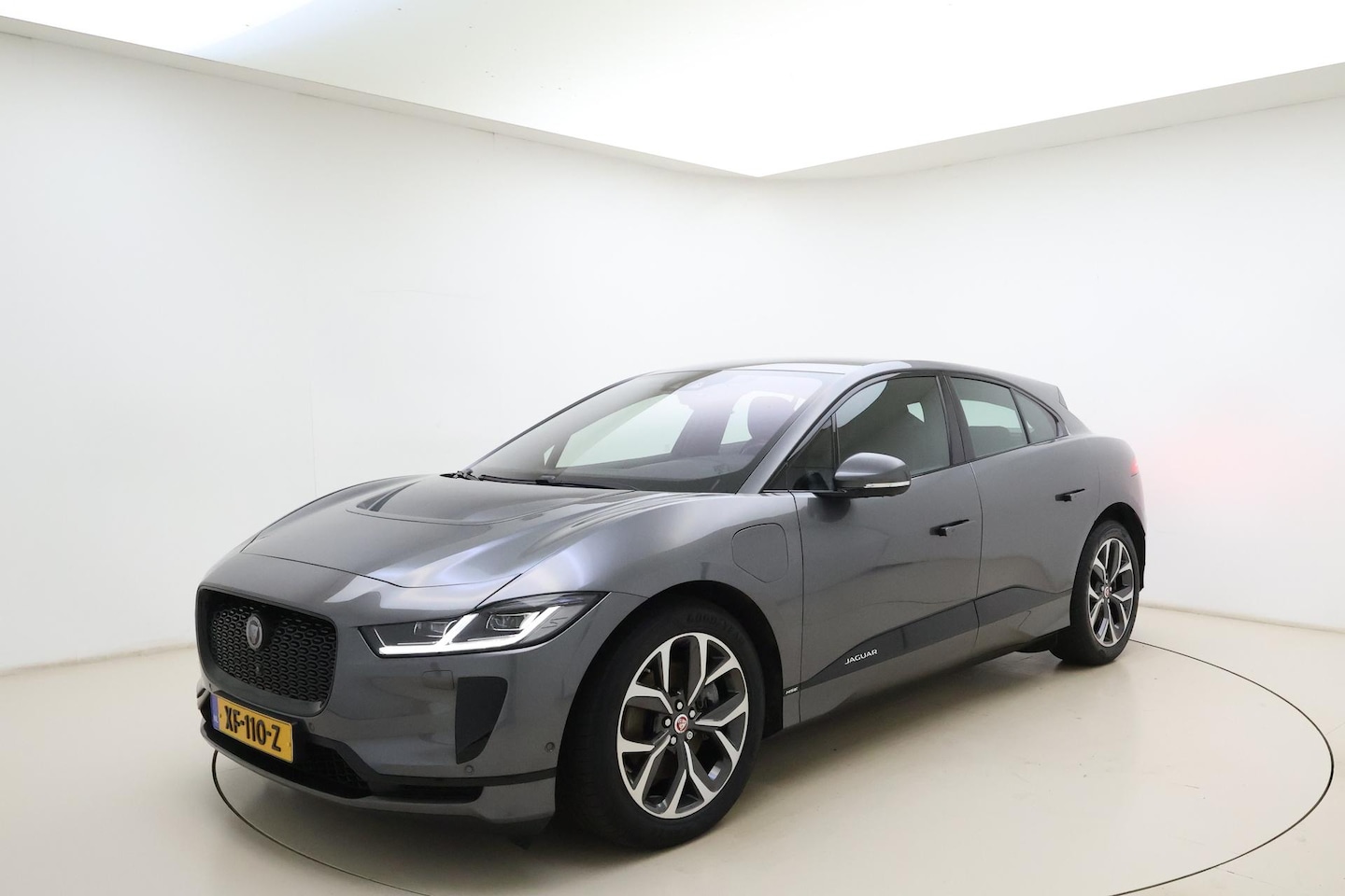 Jaguar I-PACE - EV400 HSE 90 kWh SOH 92% | 395 PK | 100% Elektrisch | Camera | Elektrisch te openen koffer - AutoWereld.nl
