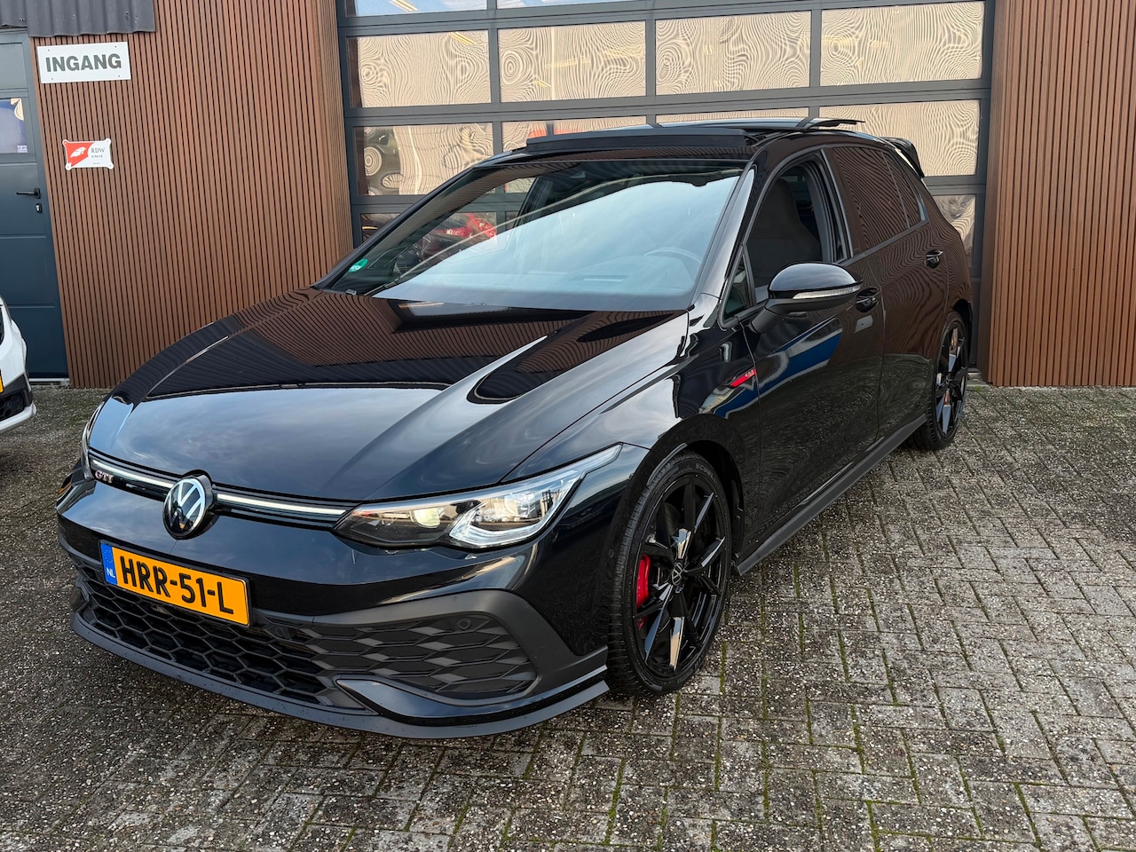 Volkswagen Golf - 2.0 TSI GTI Clubsport 300PK Panodak H&K HuD IQ Light - AutoWereld.nl