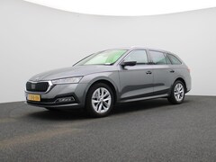 Skoda Octavia Combi - 1.0 e-TSI Business Edition Plus | Automaat | Apple Carplay/Android Auto | Parkeersensoren