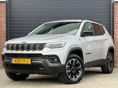 Jeep Compass - 4xe 240 Plug-in Hybrid Electric Trailhawk Camera, Halfleder, Parkeersensoren, Navigatie