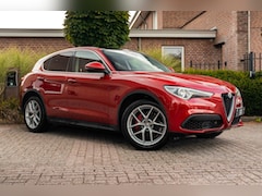 Alfa Romeo Stelvio - 2.0 T AWD 280 PK Aut. Pano Stoel/Stuurverw. Camera Keyless 20''