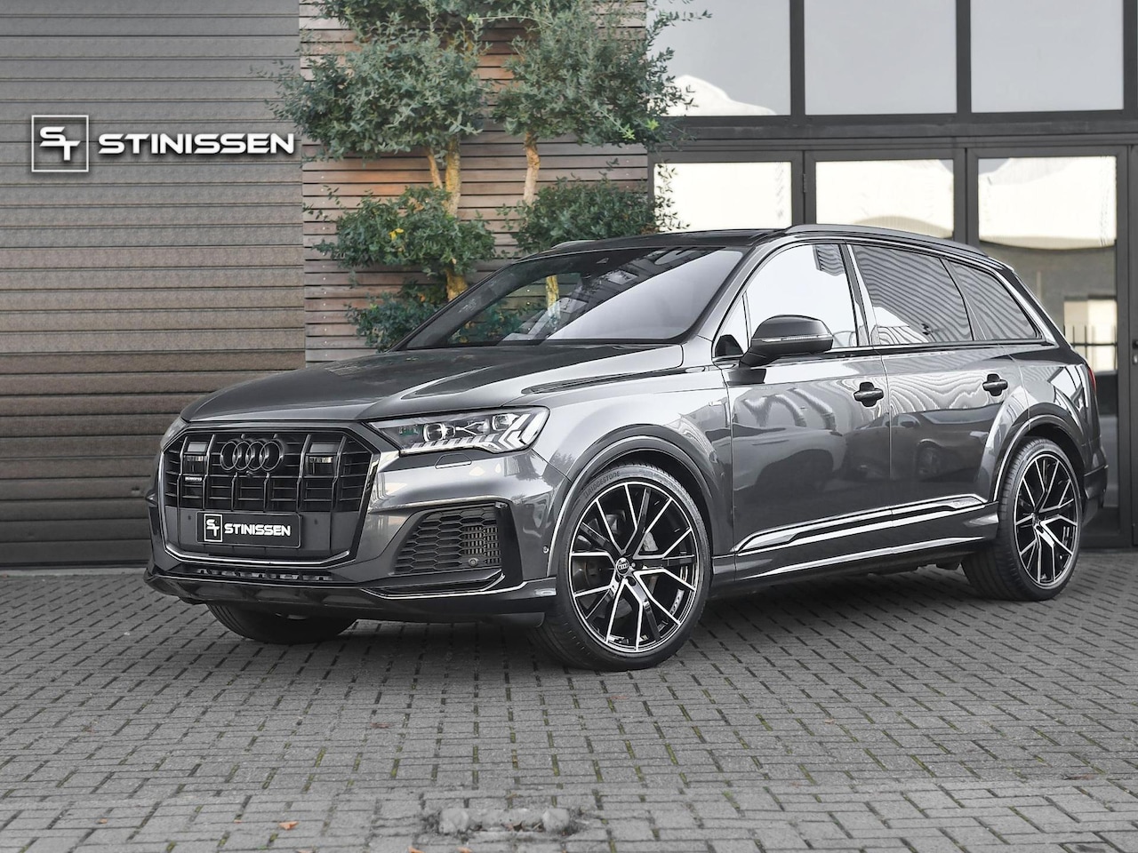 Audi Q7 - 55 TFSI quattro S Line 40.256 euro Ex BTW/ BPM Panoramadak ACC Leren bekleding 22 inch vel - AutoWereld.nl