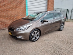 Kia Cee'd Sportswagon - 1.6 GDI BusinessLine Navi Bj:2015 NAP