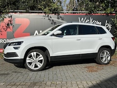Skoda Karoq - 1.0 TSI Ambition Business Navigatie-Carplay-Multimedia-Airco