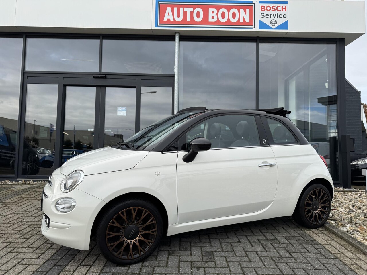 Fiat 500 C - 0.9T 86PK CABRIOTOP 120TH : APPCARPLAY/NAVI/ PDC/LED/S&S/LMV/MEDIA/DAB - 2E EIG. NL AUTO/K - AutoWereld.nl
