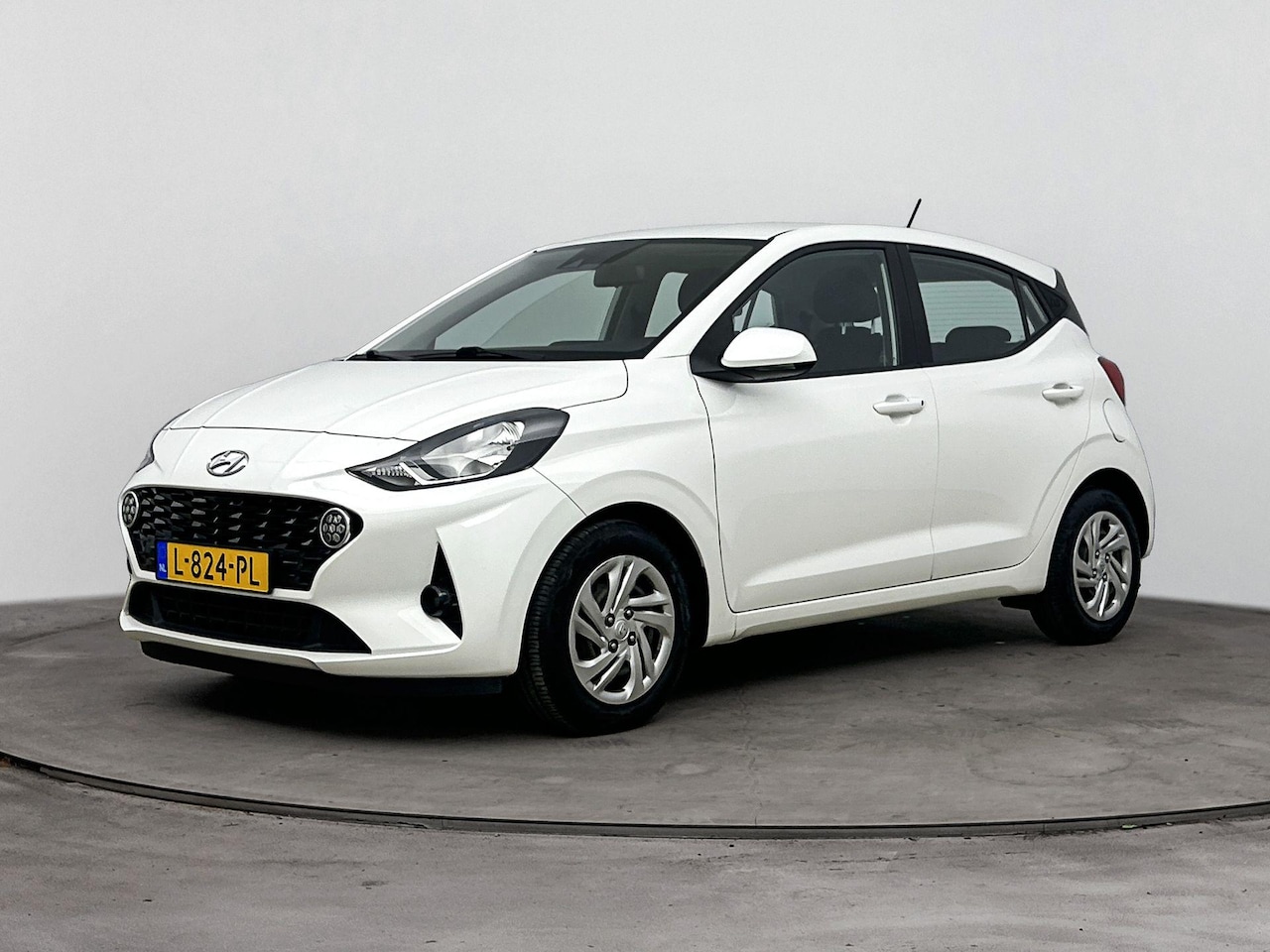 Hyundai i10 - 1.0 Comfort Smart | Navigatie & Carplay | Camera | Cruise | Electrische ramen | - AutoWereld.nl