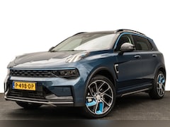 Lynk & Co 01 - 1.5 Plug-in Hybrid 262 Pk | Trekhaak | Panoramadak | Adapt. Cruise | Full Map Navi | NL Au