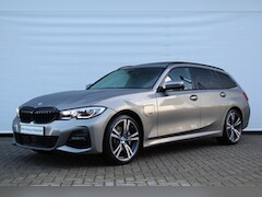 BMW 3-serie Touring - 330e High Executive M Sport Automaat / Panoramadak / Trekhaak / Sportstoelen / Laserlight
