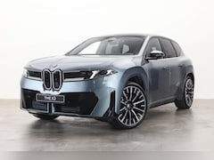 BMW iX3 - 40 eDrive M Sport / Panoramadak / M Sportstoelen / 3D Head-Up / Parking Assistant Plus / S