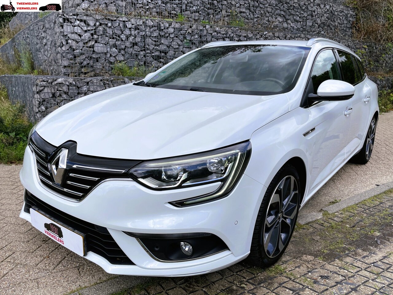 Renault Mégane Estate - 1.2 TCe GT-Line Apple Carplay Camera Cruise Contr Navi - AutoWereld.nl