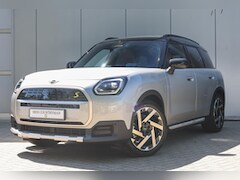 MINI Countryman - Cooper S E ALL4 Automaat / Favoured Trim / Pakket M / Favoured Trim / Pakket M / 19" Kalei
