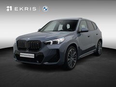BMW iX1 - xDrive30 M Sportpakket | Innovation Pack | Comfort Pack | Travel Pack | Stuurwielrand verw