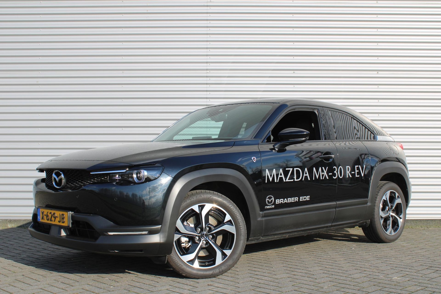 Mazda MX-30 - e-SkyActiv R-EV 170 Advantage Industrial | Stoelverwarming | HUD | Dodehoek detectie | Ele - AutoWereld.nl