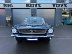 Ford Mustang - Cabriolet V8