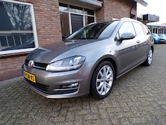 Volkswagen Golf Variant - 1.4 TSI Business Edition Connected R Automaat / Navi / Half Leder / Stoelverwarming