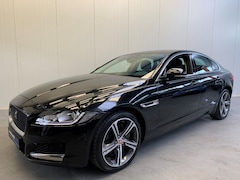 Jaguar XF - 2.0t Prestige VIRTUAL COCKPIT-NAVI-LANE ASSIST-ECC-PDC-LED VERLICHTING-CRUISE CONTROL