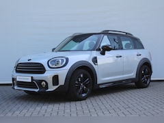 MINI Countryman - Cooper Classic Automaat / Comfort Access / Stoelverwarming / LED / Comfortstoelen / Stuurv