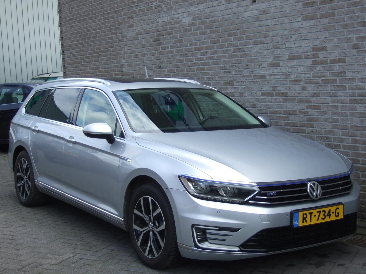 Volkswagen Passat Variant - 1.4 TSI GTE - Stoelverwarming - Schuifdak - - AutoWereld.nl