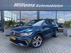 Volkswagen Tiguan - 1.4 TSI eHybrid R-Line Business+ 98%SOH Adaptieve Cruise, Stoelverwarming & App-Connect