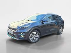 Kia e-Niro - DynamicPlusLine 64 kWh | Accu 99, 5 % | 3 Fase laden | 1e Eigenaar | Dealer onderhouden |