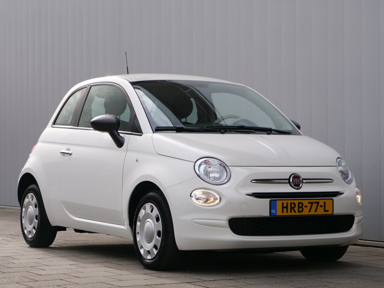 Fiat 500 - 1.0 Mild 70pk Hybrid Urban Blue-tooth / Airco / DAB - AutoWereld.nl