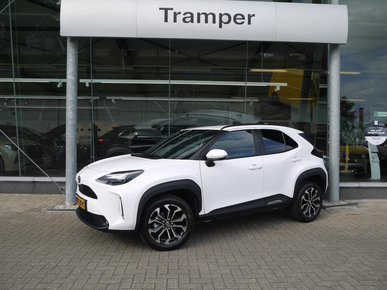 Toyota Yaris Cross - 1.5 Hybrid 130 Dynamic|Comfort Pack|Rijklaar - AutoWereld.nl