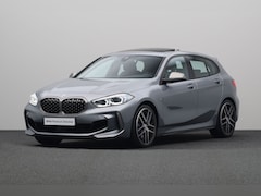 BMW 1-serie - M135i xDrive Panoramadak | Comfort Access | Comfort Pakket |