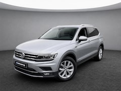 Volkswagen Tiguan Allspace - 1.5 TSI 150pk Highline 7 zitplaatsen DSG Automaat / Navigatie via APP / LED / Parkeersenso