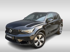 Volvo XC40 - 1.5 T4 Plug-in hybrid Plus Dark Panorama dak | Getint glas | Stoel en Stuurverwarming