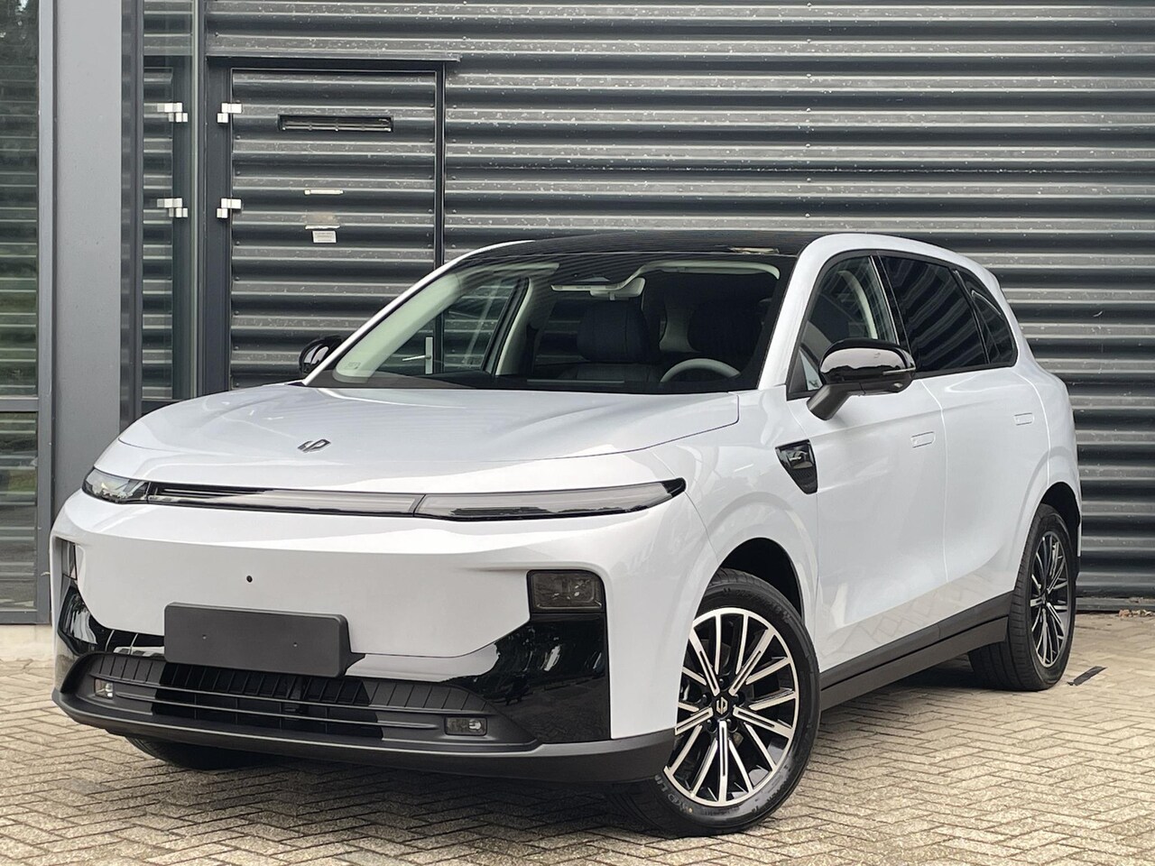 Leapmotor B10 - Design ProMax 67.1 kWh Design ProMax 67.1 kWh - AutoWereld.nl
