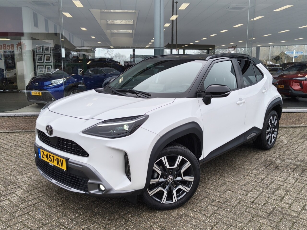 Toyota Yaris Cross - 1.5 Hybrid 130 Launch Edition | Head-Up Display | JBL | Sensoren - AutoWereld.nl