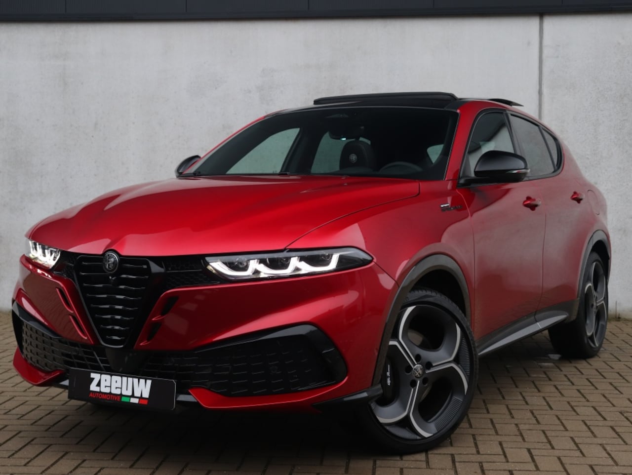 Alfa Romeo Tonale - Ibrida Plug-In Q4 270 PK Sport Speciale | Pano | LED | Harman | - AutoWereld.nl